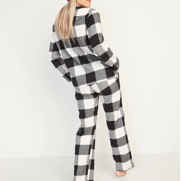 Old Navy Flannel Pajamas Set - Picture 6 of 8